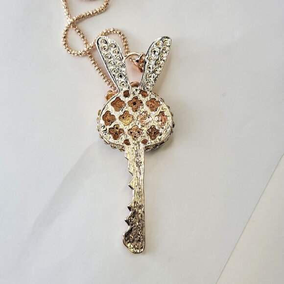 Rabbit Pendant Necklace - Picture 4 of 10